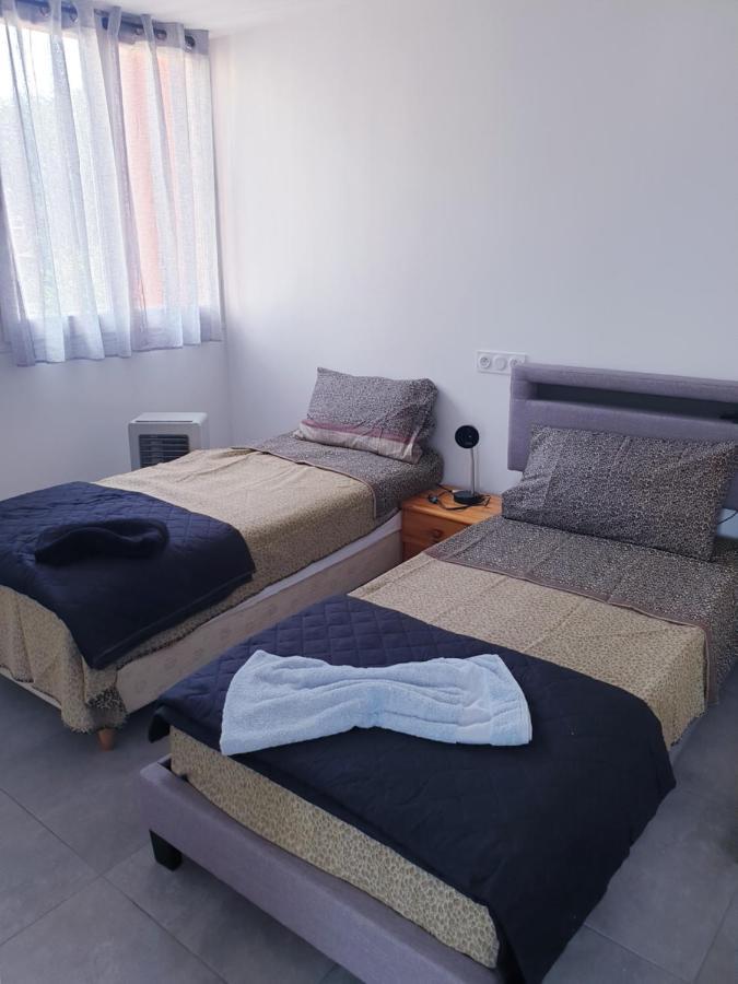 Big Flat Sea Vieuw 95 M2 5 Rooms Near Airport 5 Min Train 3 Min And Tram On Site, Beach 7 Min, 2 Showers And 2 Toilets , Neuf Grand Appartement 95 M2 5 Chambres Proche Aeroport 5 Min Train 3 Min Et Tramway Sur Place, Plage 7 Min 2 Douches Et 2 Wc Vue Nisa Exterior foto