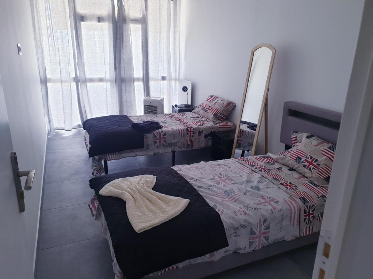 Big Flat Sea Vieuw 95 M2 5 Rooms Near Airport 5 Min Train 3 Min And Tram On Site, Beach 7 Min, 2 Showers And 2 Toilets , Neuf Grand Appartement 95 M2 5 Chambres Proche Aeroport 5 Min Train 3 Min Et Tramway Sur Place, Plage 7 Min 2 Douches Et 2 Wc Vue Nisa Exterior foto