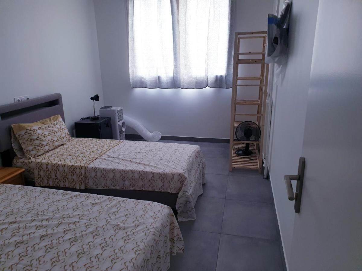 Big Flat Sea Vieuw 95 M2 5 Rooms Near Airport 5 Min Train 3 Min And Tram On Site, Beach 7 Min, 2 Showers And 2 Toilets , Neuf Grand Appartement 95 M2 5 Chambres Proche Aeroport 5 Min Train 3 Min Et Tramway Sur Place, Plage 7 Min 2 Douches Et 2 Wc Vue Nisa Exterior foto