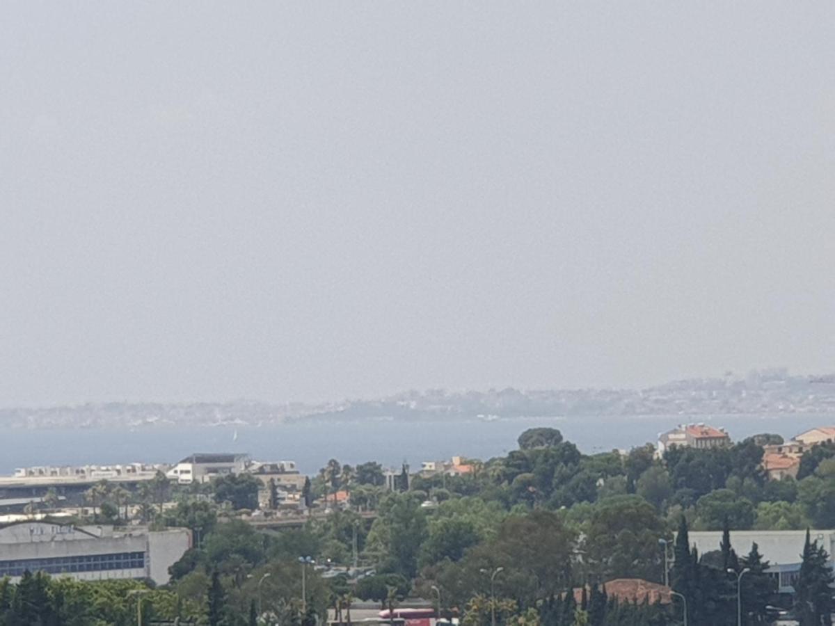 Big Flat Sea Vieuw 95 M2 5 Rooms Near Airport 5 Min Train 3 Min And Tram On Site, Beach 7 Min, 2 Showers And 2 Toilets , Neuf Grand Appartement 95 M2 5 Chambres Proche Aeroport 5 Min Train 3 Min Et Tramway Sur Place, Plage 7 Min 2 Douches Et 2 Wc Vue Nisa Exterior foto