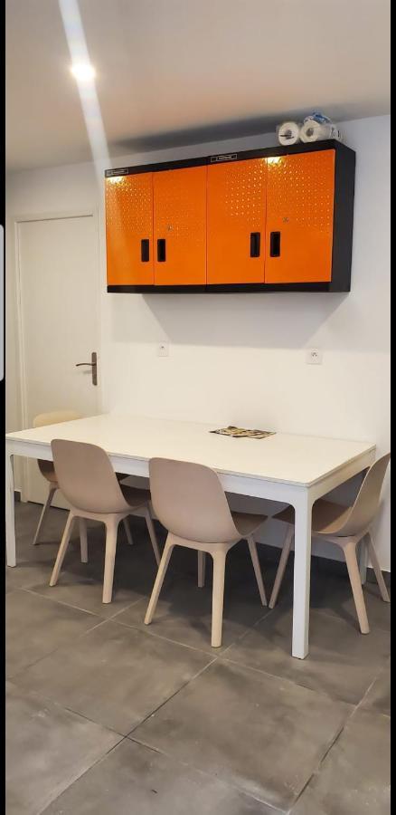 Big Flat Sea Vieuw 95 M2 5 Rooms Near Airport 5 Min Train 3 Min And Tram On Site, Beach 7 Min, 2 Showers And 2 Toilets , Neuf Grand Appartement 95 M2 5 Chambres Proche Aeroport 5 Min Train 3 Min Et Tramway Sur Place, Plage 7 Min 2 Douches Et 2 Wc Vue Nisa Exterior foto